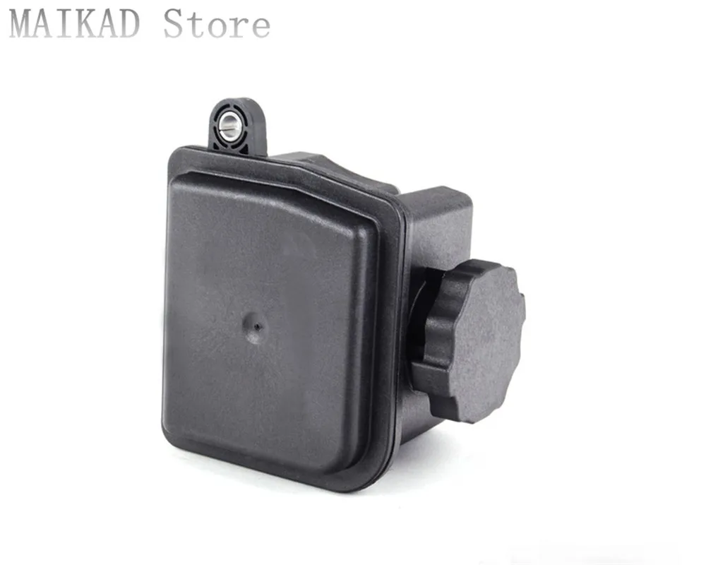 Power Steering Fluid Reservoir for Mercedes-Benz W210 E200 E220 E240 E280 E300 E320 E230 E250 E270 A0004600183