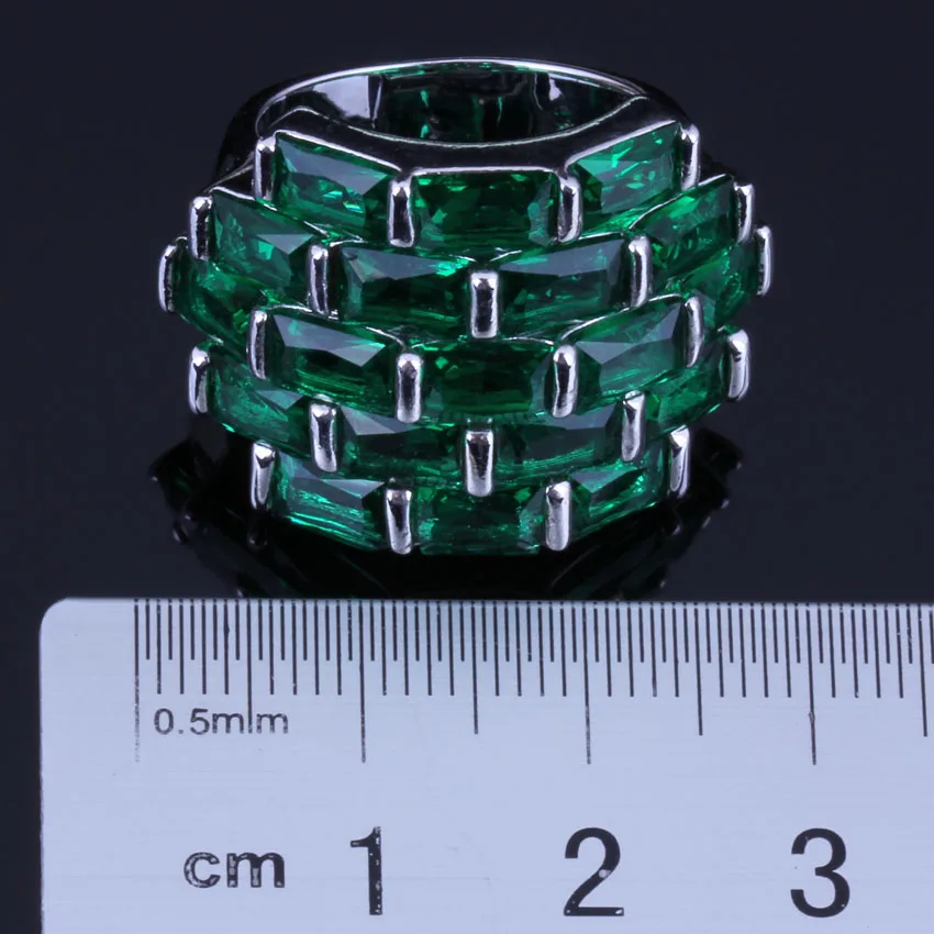 Magnificent Big Rectangle Green Cubic Zirconia Silver Plated Ring V0536