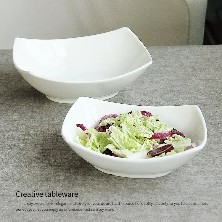 

White ceramic bowl dish creative dessert soup bowl of Japanese Fresh Fruit Salad household utensils