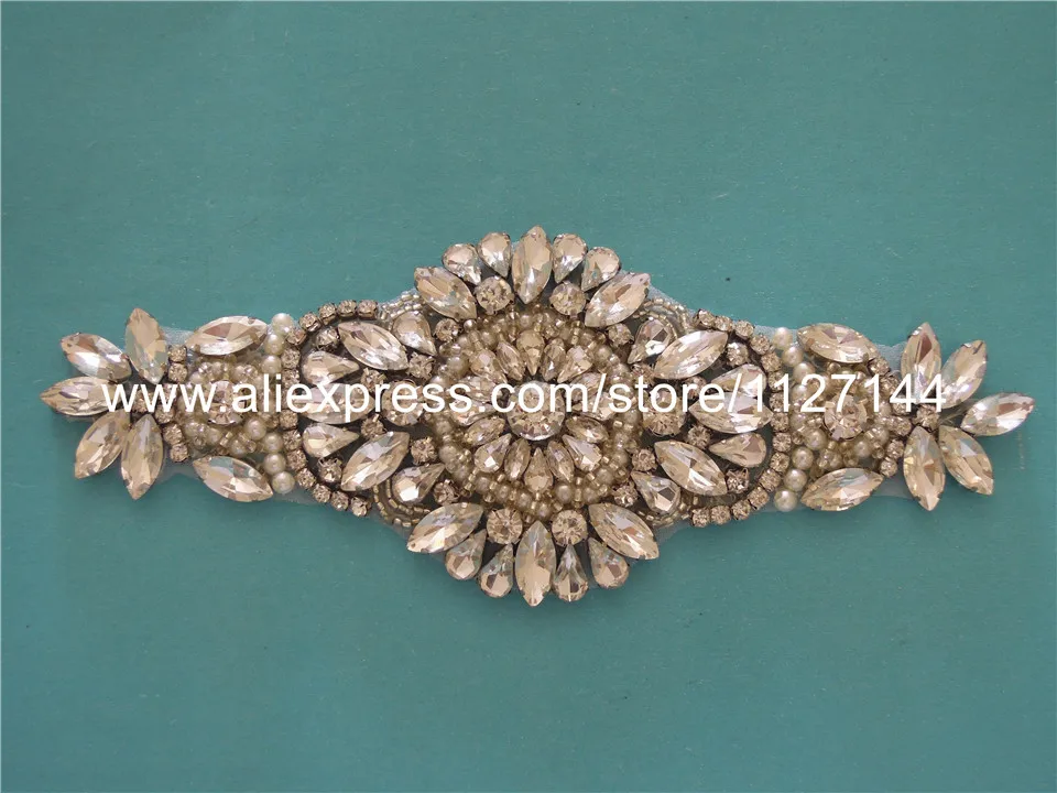 (30PCS)Wholesale hand beaded sewing bridal crystal rhinestone applique iron on for wedding dresses DIY sash WDD0494