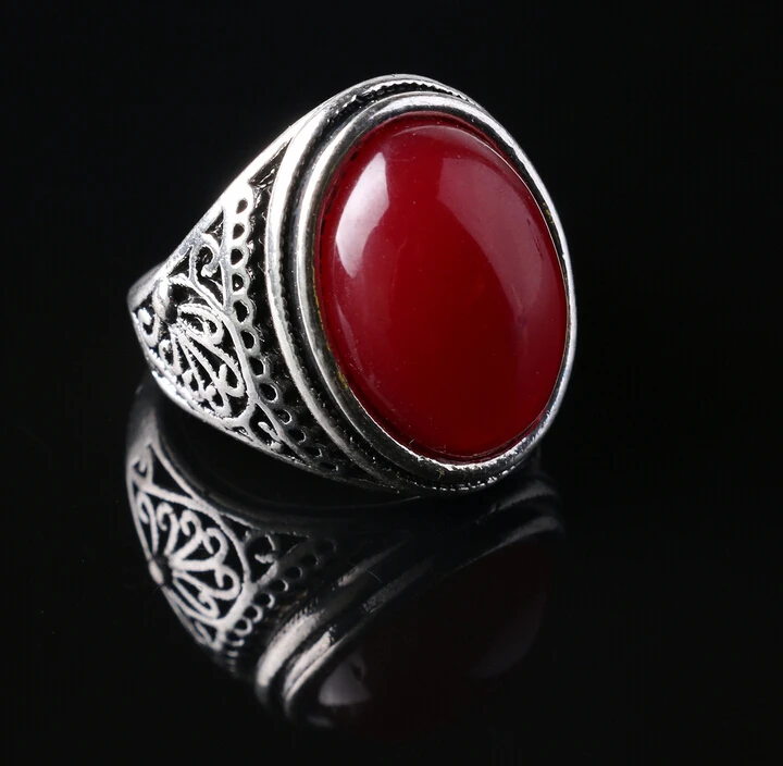 Men New Charm Rings HOT SALE Punk Vintage Silver Color Plated Women Ring Black Red Resin Stone Ring Best Gift Jewelry