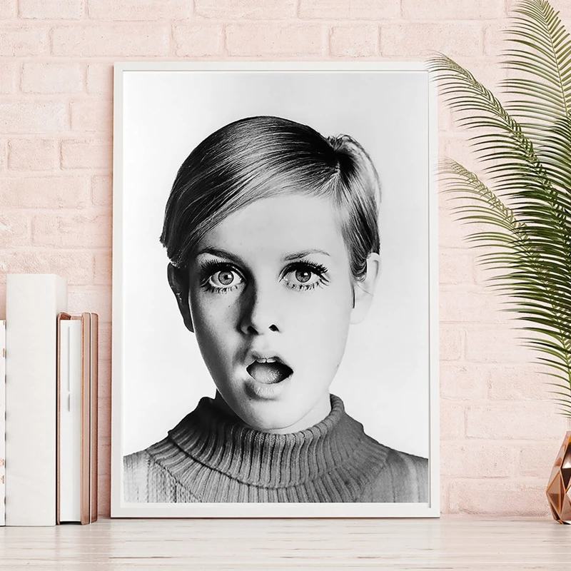 Fashion Pop Girl Poster Black and White Photograph Print , Nordic Fashion Girl Portrait Canvas Painting Wall Picture Art Print