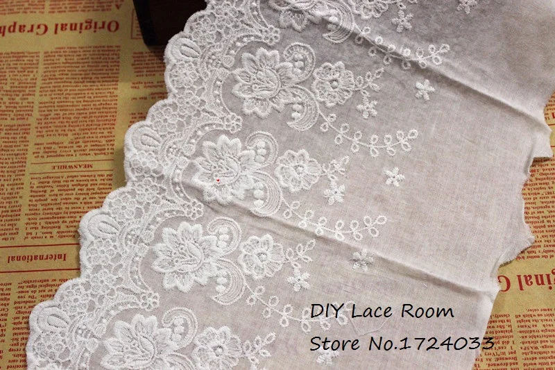 Wholesale Price! 2Yards/lot Width 22cm Off White 100% Cotton Embroidered Lace Fabrics Women's Clothing diy Lace Trim, Z185