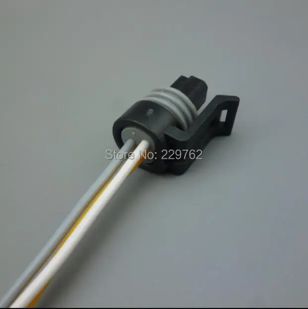Shhworldsea 1pcs 1.5mm 3 pin car auto waterproof automotive oil Fuel Pressure Sensor Connector plug 12110192 12065287 12078090