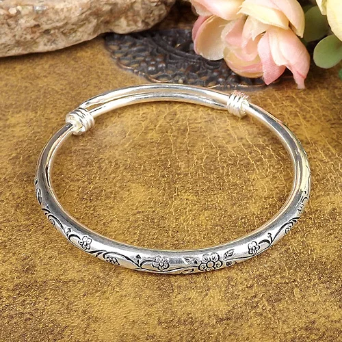 new Gypsy Bohemian Vintage Retro Silver Color Bangles Women Classic Handmade Tibetan Carved Plum Cuff Bracelets 6cm Diameter