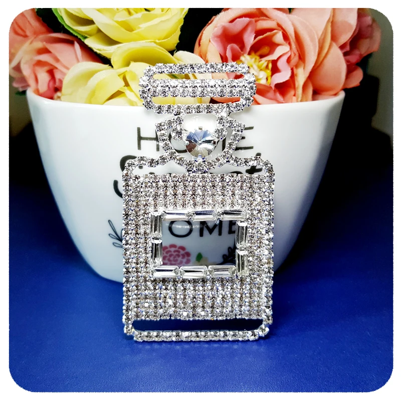 GRANDBLING Factory Wholesale BlingBling Jewelry Handmade Crystal Perfume Bottle Brooch Pin to Lady\'s Accessory