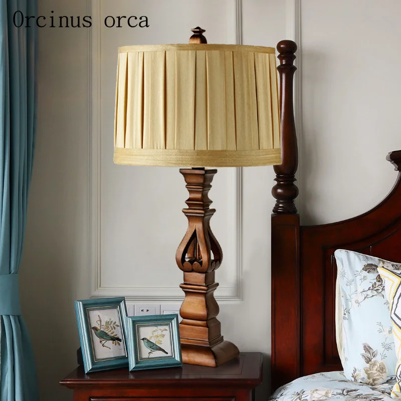 European style bedroom lamp lamp bedroom Bedside Lamp Retro luxury living room palace cloth Village Postage free