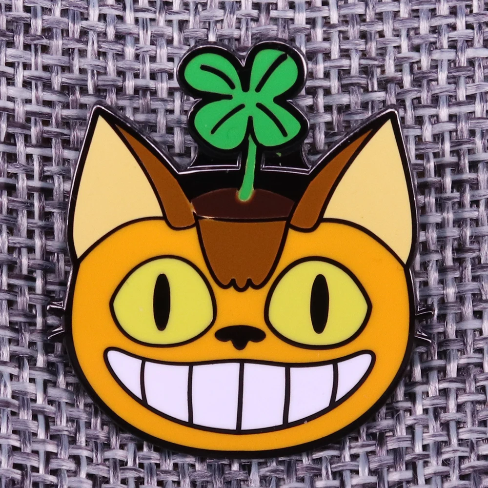cat head flowerpot pin badge