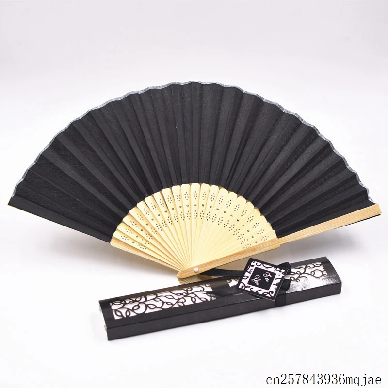 

200pcs Personalized Hand Fans Engraved Luxurious Silk Fold Hand Fan in Elegant Gift Box Wedding Gifts Favors