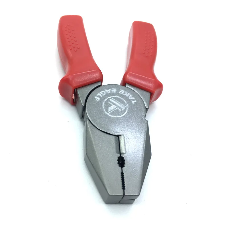 Portable Creative Pliers Lighters Cigarette Fire Mini Vice Cigar Lighters Butane Gas Ornaments Toy Match Smoker G