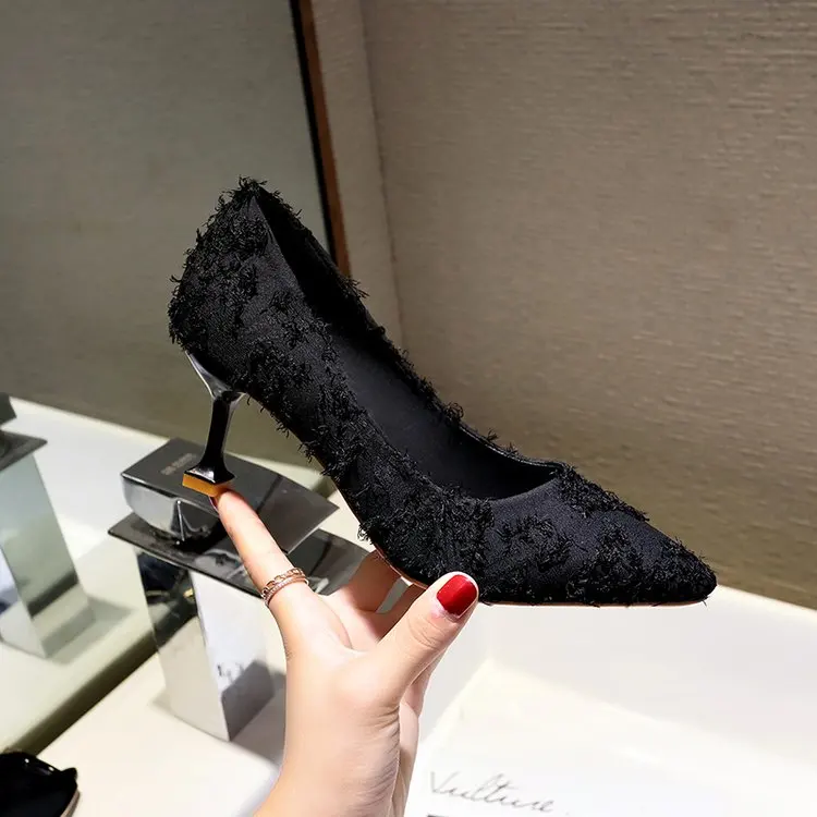 2019 Sexy Cheap Women Pumps Spring and Autumn Women's High Heel Shoes Pointed Small Fresh Girl Red Women Pumps