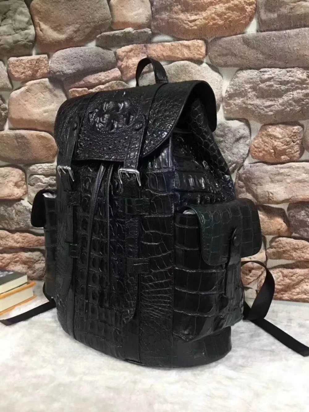 Luxury quality high end 100% real genuine crocodile skin big size leisure men backpack bag black color daily pack bag fast  ship