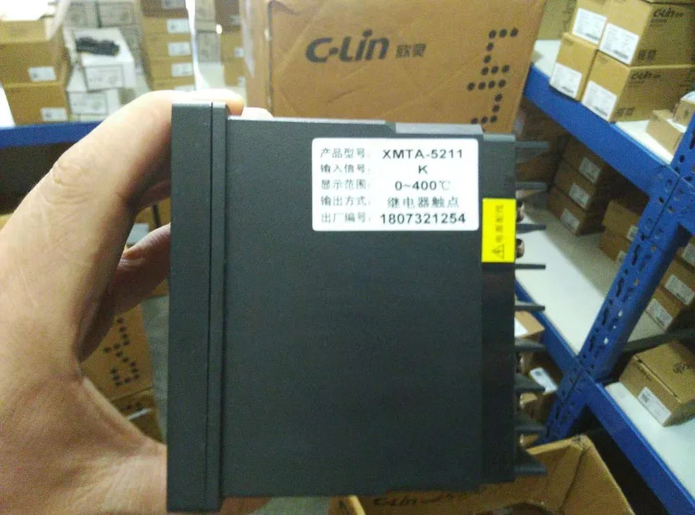 Brand new original authentic C-Lin thermostat XMTA-5211 K type 400 degree temperature controller AC220V relay output