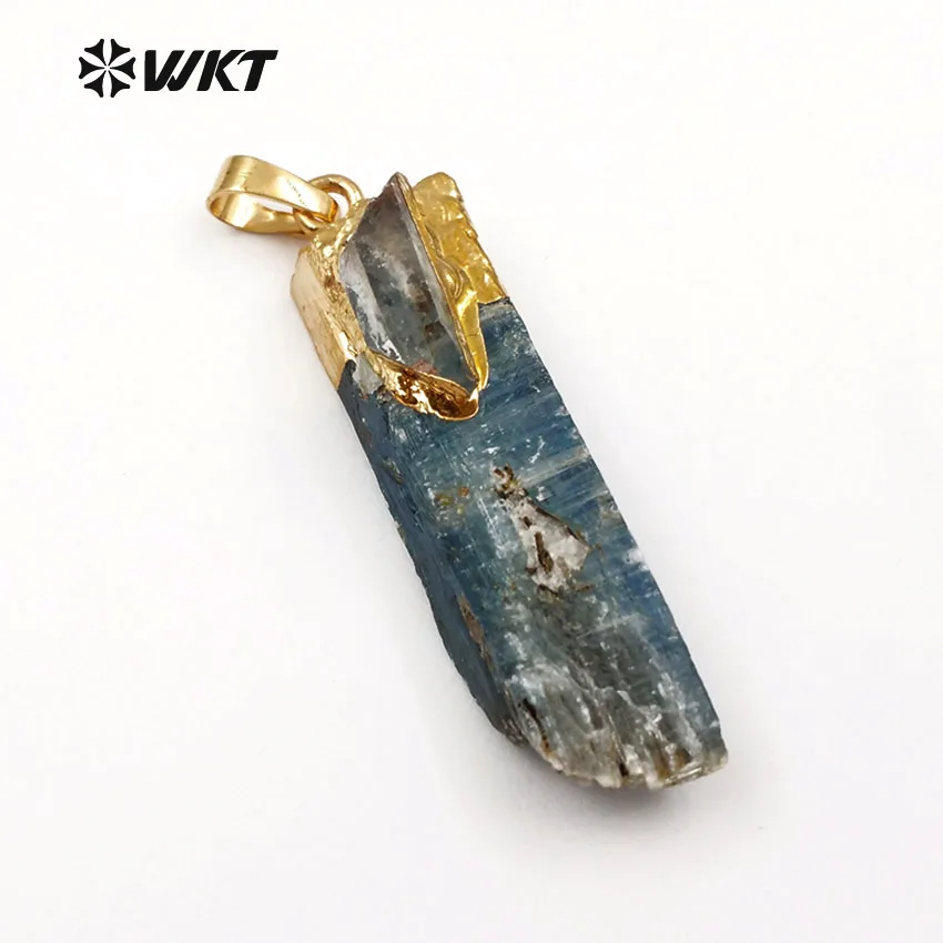 

WT-P1390 Wholesale Special Fashion Design Custom blue kyanite with quartz charms 24K Metal Electroplated Selenite for jewelry