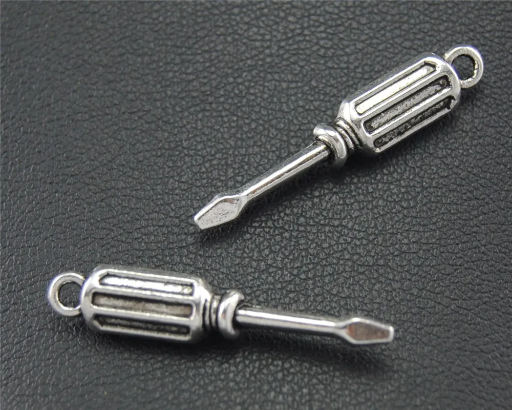 25pcs  Silver Color Screwdriver Tool Charm Pendant DIY Necklace Bracelet Bangle Findings 4X29mm A1716