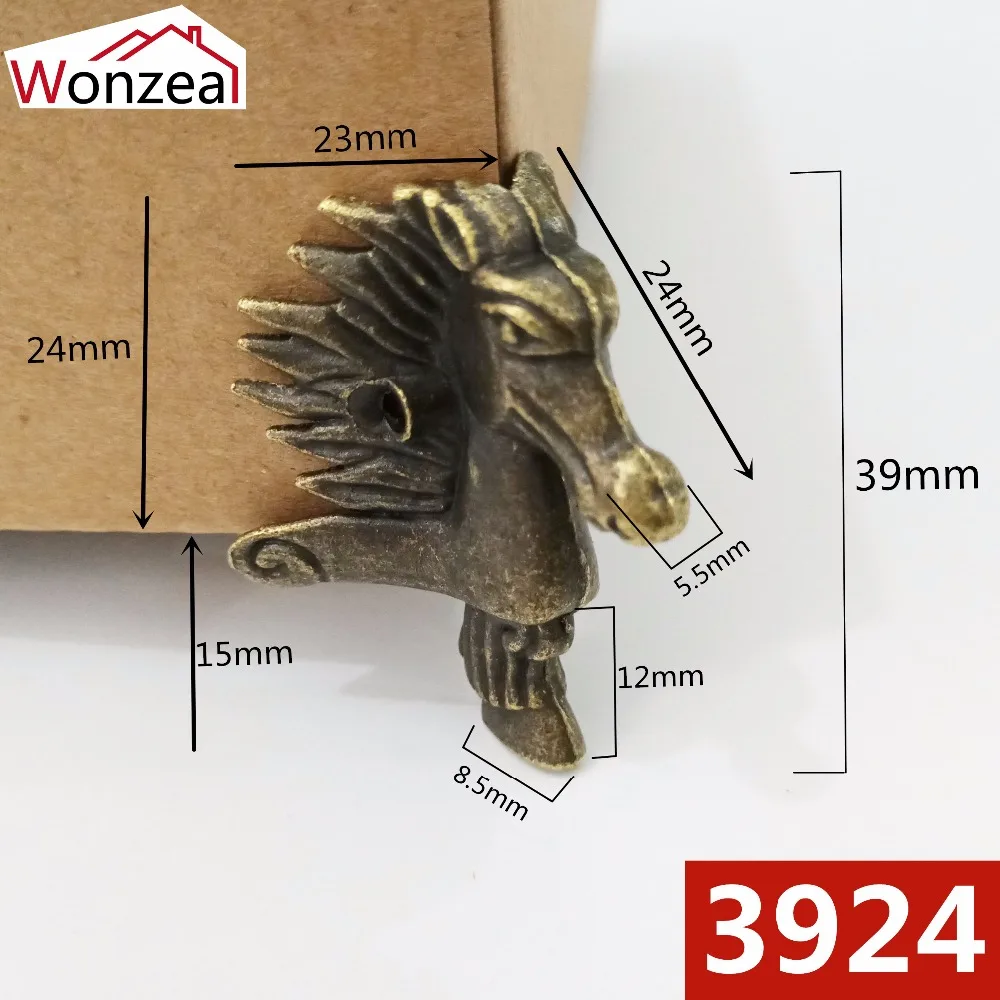 4pcs/Lot 39x24mm Horse Head Box Foot Zinc Alloy Antique Bronze Jewelry Box Corner Foot Protector Desk Box Edge Furniture Legs