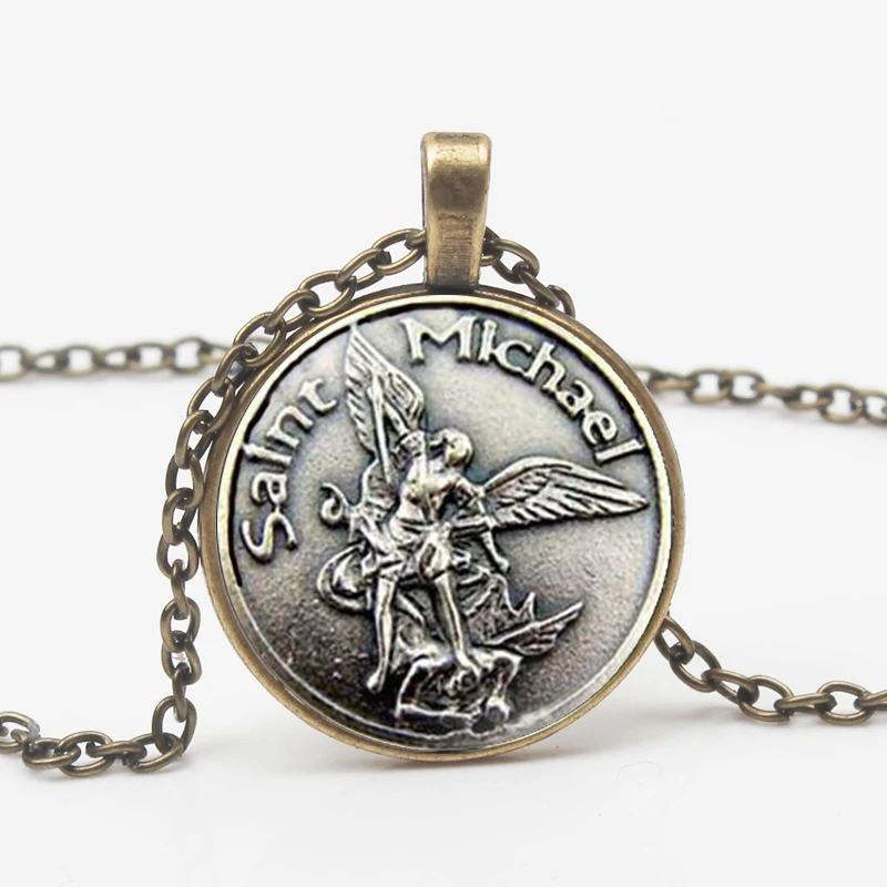 2019 Fashion Necklace Archangel St.Michael Protects My St. Shield Charm Russian Orthodox Pendant Holy Men Women Gift Souvenirs