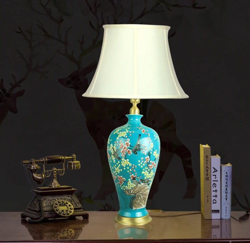 Flower and bird Jingdezhen Chinese ceramic table lamp bedroom living room dining room decoration table lamp ceramic