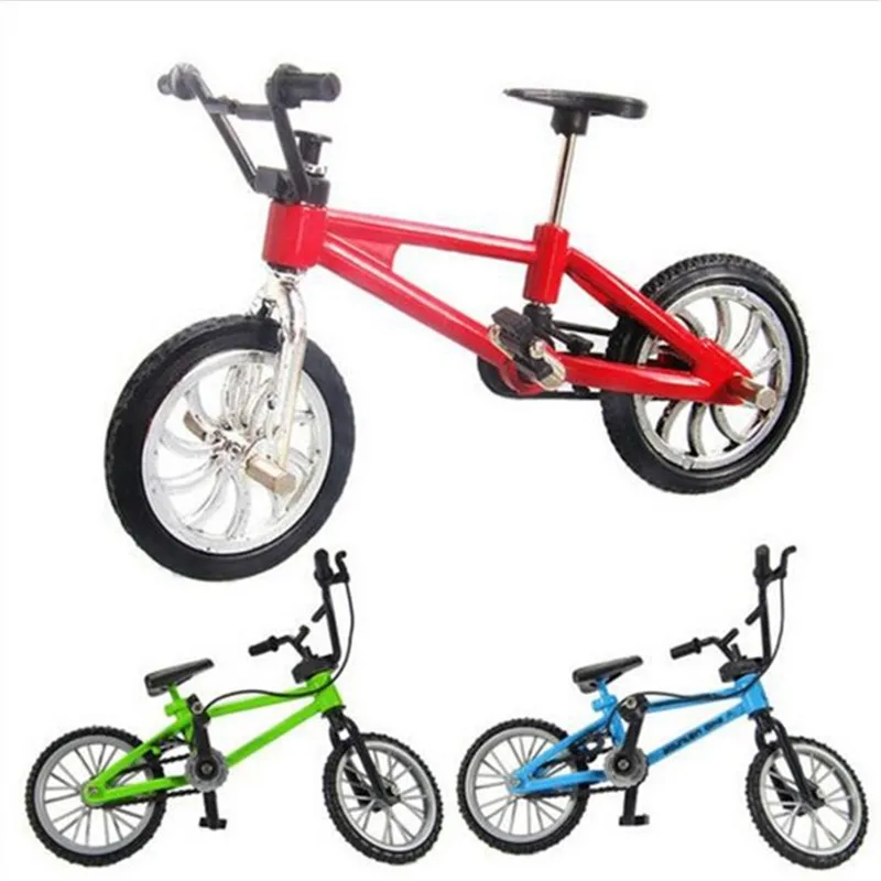 random 2 pcs Flick Trix  Alloy Bicycle Finger Cycling Model Bike BMX Players toys action figure brinquedos