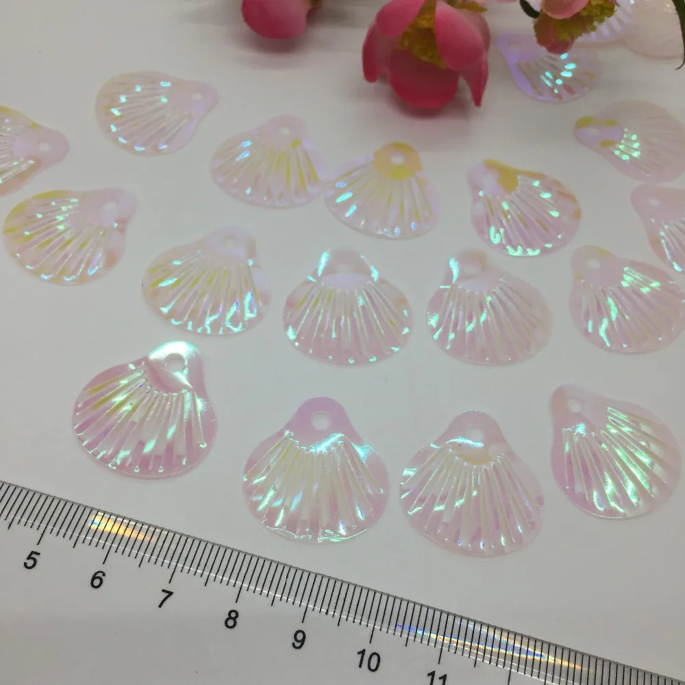 50g 24mm Big Shell Loose PVC Sequins for Crafts Children Sewing DIY Dress Clothing Accessories Transparent White AB Confetti