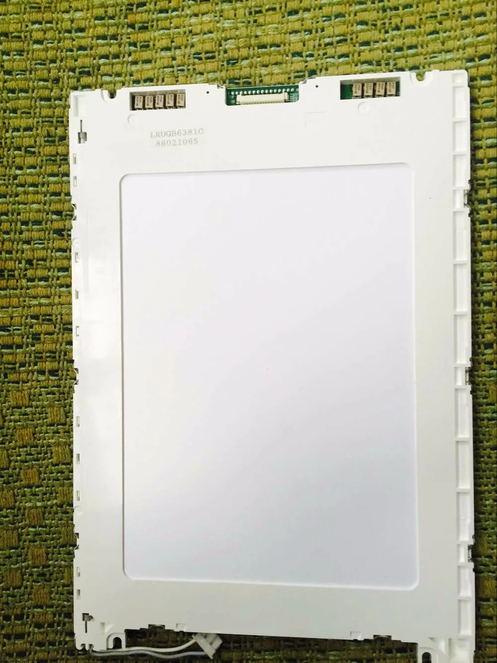 

LRUGB6381C LCD screen display panel