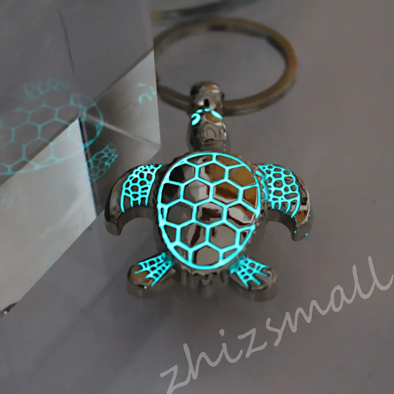 Glowing Sea turtle tortoise keychain Lady couple bag keyring GLOW in the DARK fashion