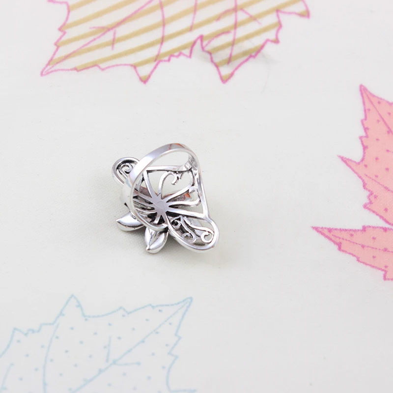 Ajojewel Womens Vintage Five Petals Flower Ring With Black Rhinestone Big Hollow Leaf Designer Jewelry Anel Size 7-9