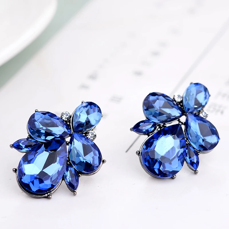 Fashion crystal Women Earrings Opal Stone Stud Earrings Christmas Party 2018 Brand New Elegant Crystal Earrings For Women gift