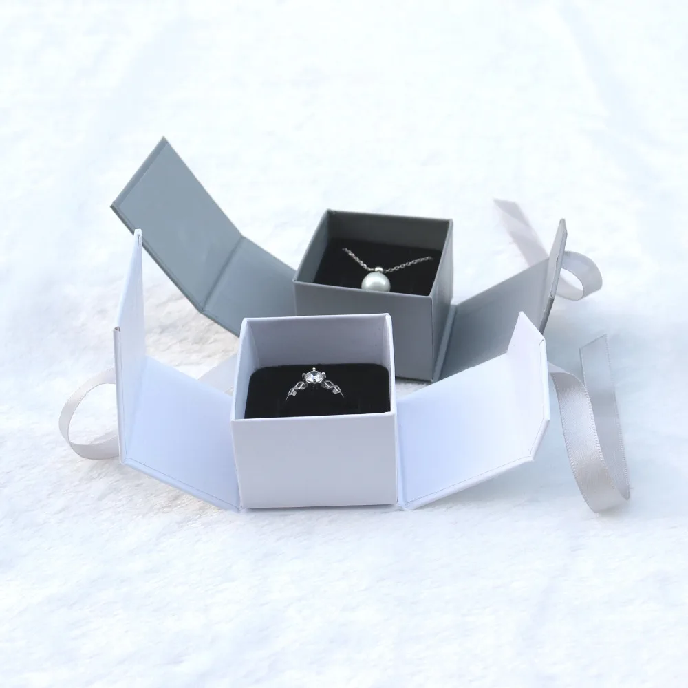 DoreenBeads 3PCs Ribbon Bowknot Jewelry Boxes Paper Gray White Color For Gift Present Ring Earring Packing Display 5*5*4cm,