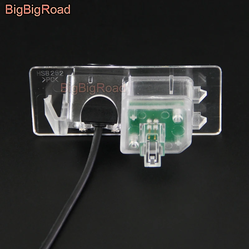 

BigBigRoad Car Intelligent Dynamic Tracks Rear View Camera For Audi A4L A6 A6L A3 Sedan A1 Q3 Q5 S3 Q7 2013 2014 2015 2016 2017