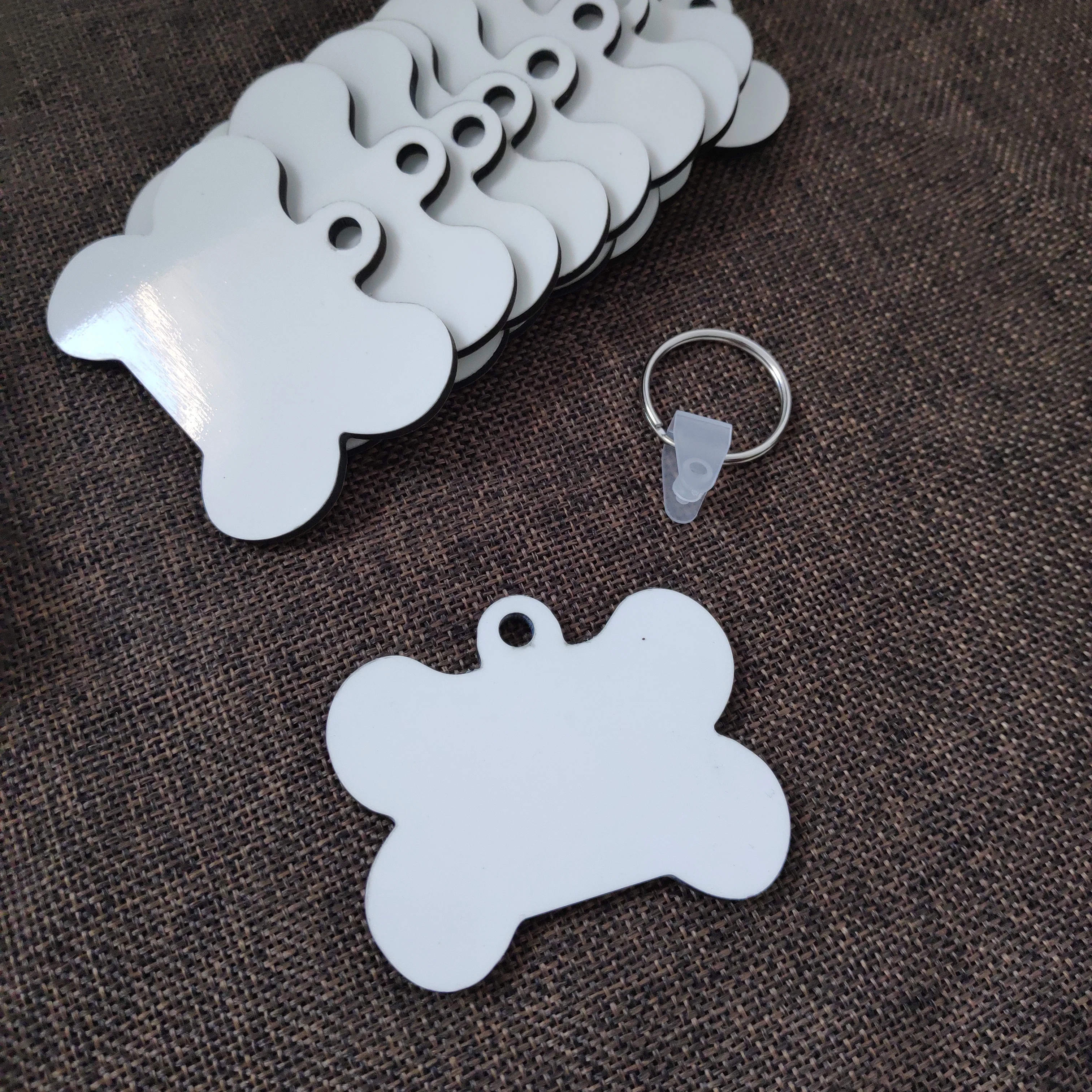 50pcs/lots Blank Sublimation MDF Key Rings Keychain Lovely Bone Shape DIY Gift Printing Sublimation Ink Two Sides can Print