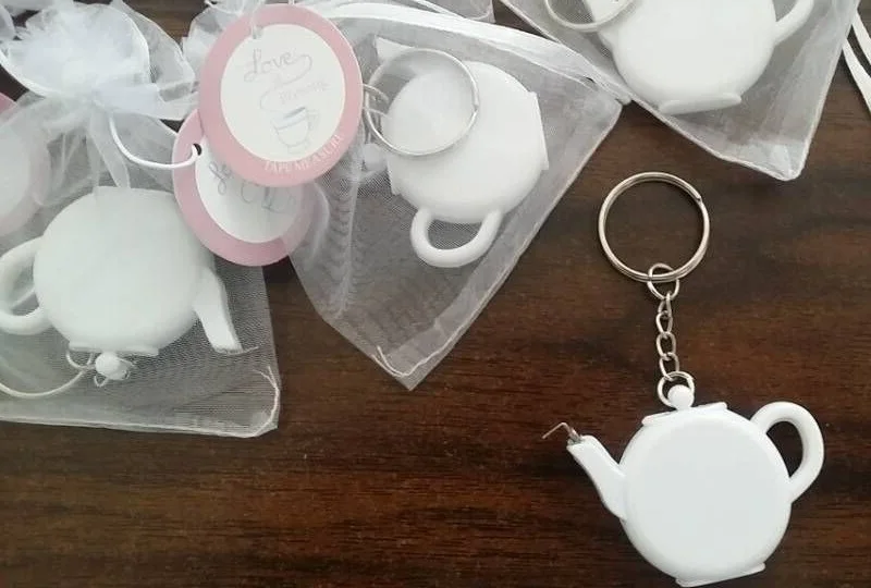 

Wedding Favors and Gift Love is Brewing Teapot Measuring Tape Keychain Party Favor Souvenir lin3228