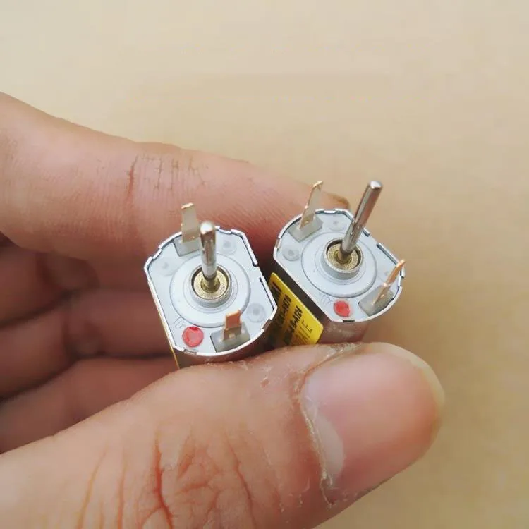 Free Shipping 2pcs DC12V 13100rpm 030 Miniature Permanent Magnet Motor with Gears for Model Toys/Electrical Tools/DIY, etc.