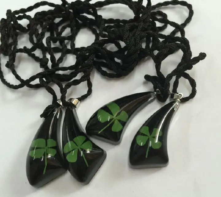 12 PCS real green shamrock cool summer black back fashion pendant