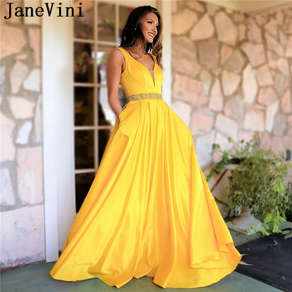 Janevini elegante uma linha amarelo vestidos de baile com bolsos 2019 v pescoço frisado sem costas plus size cetim baile de formatura vestido de festa gala jurken