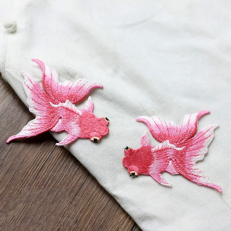 Goldfish Animal Fish Embroidered Patches Chinese Ethnic Style DIY Sewing Patch Embroidery Applique Decorations for Clothes Shoes