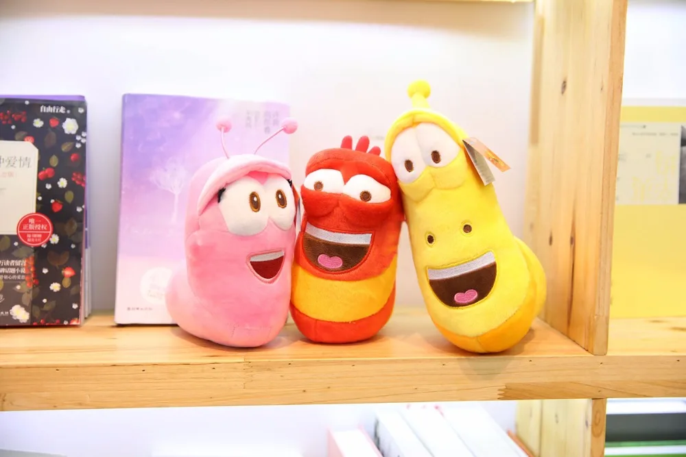 Larva ラーバ　ぬいぐるみ　赤と黄色 ストライプ 　韓国　レッド レア Larva ラーバ ぬいぐるみ 赤と黄色 ストライプ 韓国 レッド レア