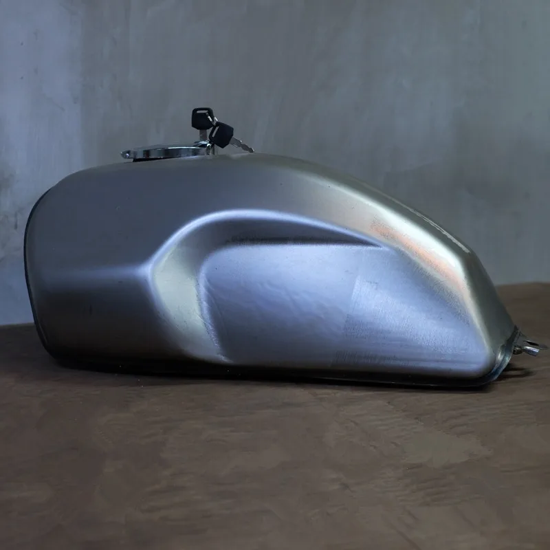 GB250 Fuel Tank Raw Metal Cafe Retro Modified Motorcycle Petrol Tanks Vintage Motorbike Gasoline Tank 17-18L