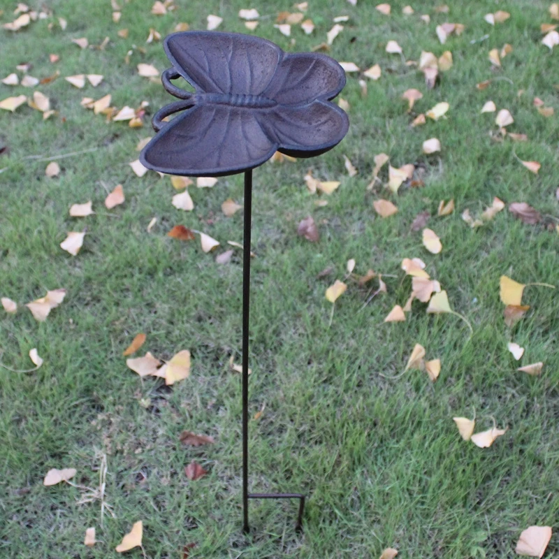 European Vintage Home Garden Decor Cast Iron Bird On Seashell Shaped Bird Feeder with Long Plug Heavy Sturdy Metal Birdbath