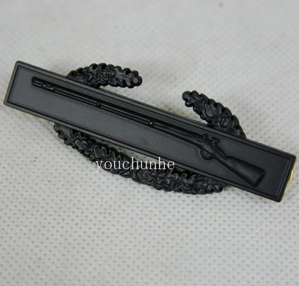 US Army Black Metal Subdued Combat Infantry Badge Qualification - US011