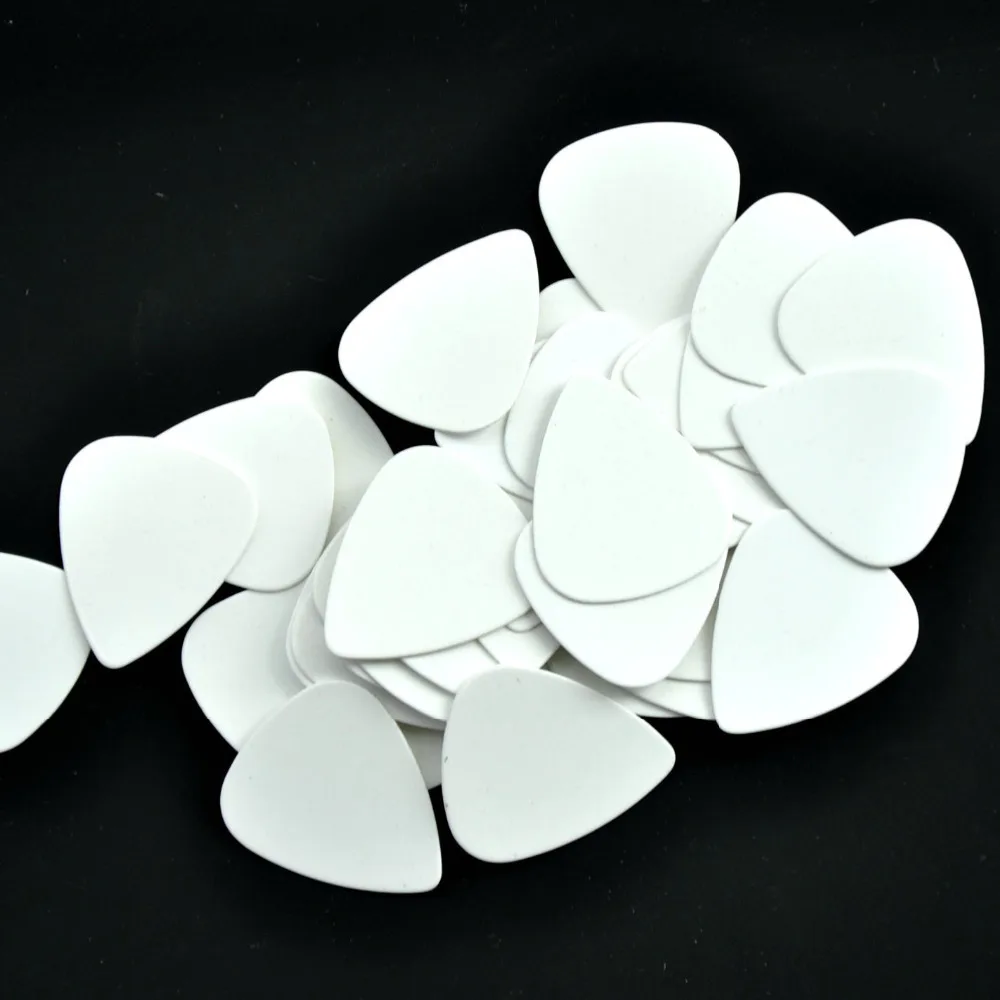 100pcs/lot Celluloid Classic 351 Guitar Picks Solid White 0.46mm 0.71mm 0.96mm 1.5mm