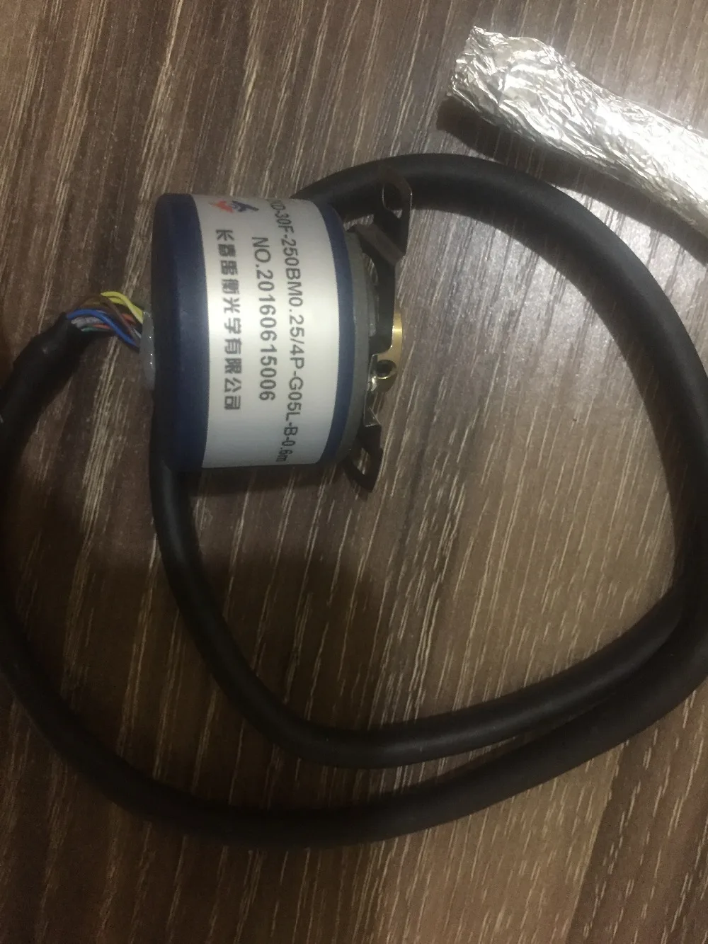 Changchun Yu Heng optical encoder ZKD-30F-250BM0.25 / 4P-G05L-B-0.6m an optical encoder new original ZKD-30F-250BM0.25 4P-G05L-B