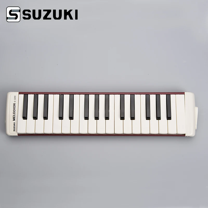 Suzuki  S-32C Soprano Melodion with Case and Mouthpiece  32 Key Melodica Professional Performance