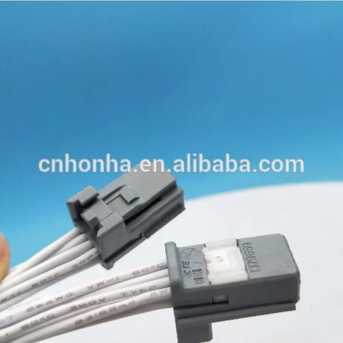 5 pcs 8 pin 1379659-2 gray female connector 0.025 Series Hybrid Tyco Housing Connectors And TE Connectivity
