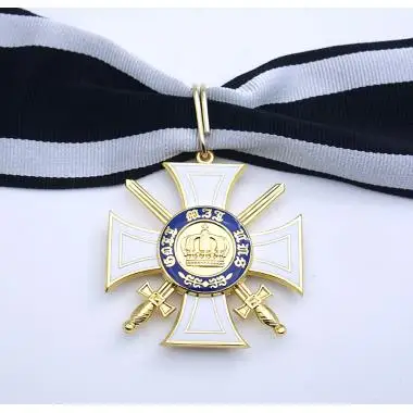 EMD Order of the Prussian Crown 2nd Class with Swords2