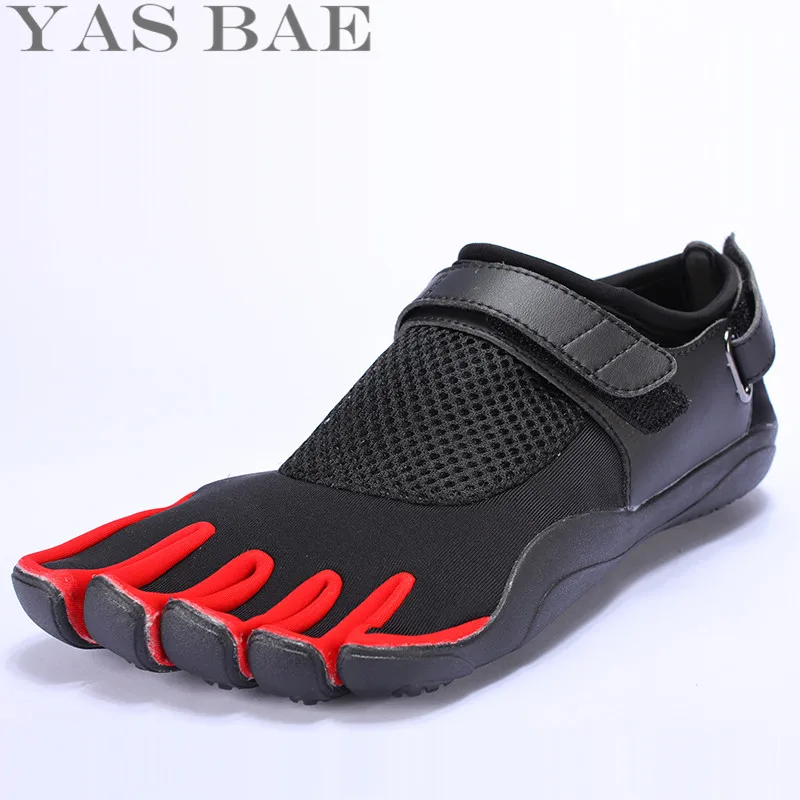 

Big Size 45 44 Sale Yas Bae Design Rubber with Five Fingers Outdoor Slip Resistant Breathable Light weight sneakers Shoe for Men