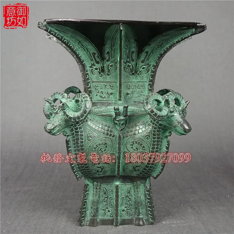 statue antique bronze bronze statue David Ding ornaments company leaders send copper Home Furnishing glass display