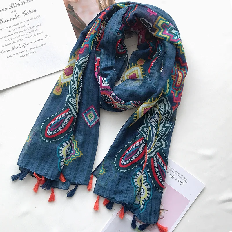 2019 Fashion Paisley Print Tassel Scarves And Shawl Beautiful Floral Foulard Tassel Wrap Scarf Hijab Muffler Free Shipping