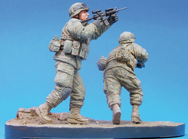 Unpainted Kit 1/35 U.S.  Brigade soldiers include the big base  figure Historical  Figure Resin  Kit