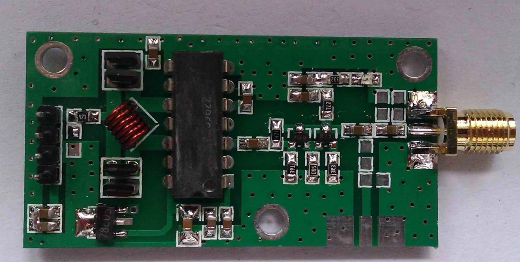 Wideband VCO 10dBmกำเนิดสัญญาณสำหรับRFแหล่งสัญญาณของ70-200เมกะเฮิร์ตซ์VCOแรงดันไฟฟ้าควบคุมoscillator